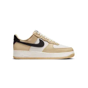 Air Force 1 07 LX (Team Gold/Black)