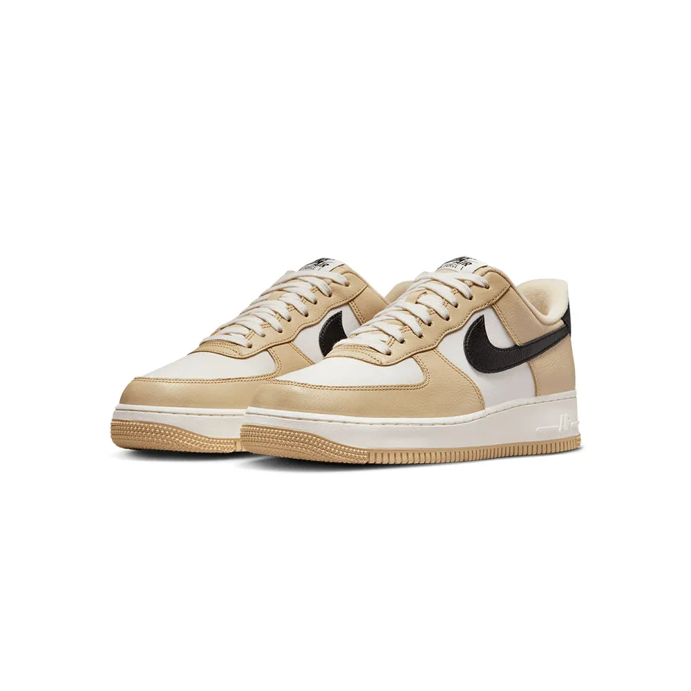 Air Force 1 07 LX (Team Gold/Black)