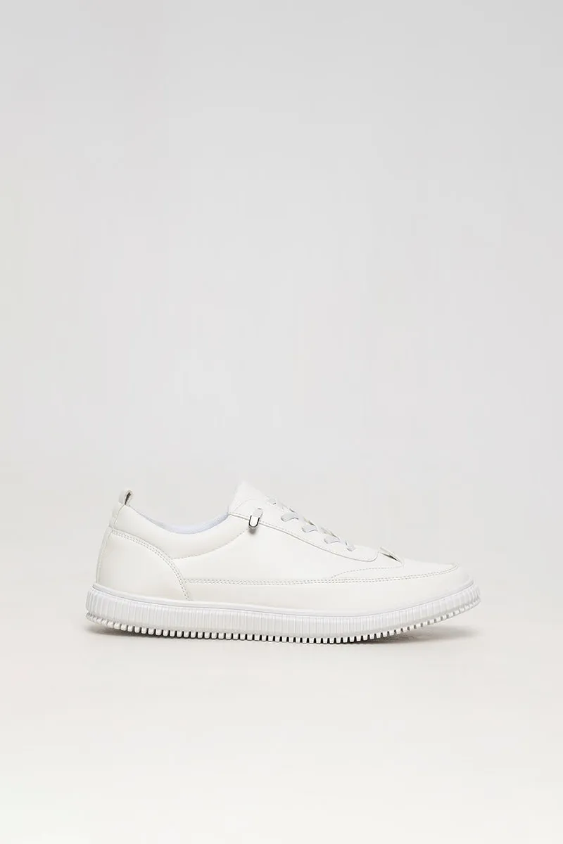 Basic White Casual Sneaker