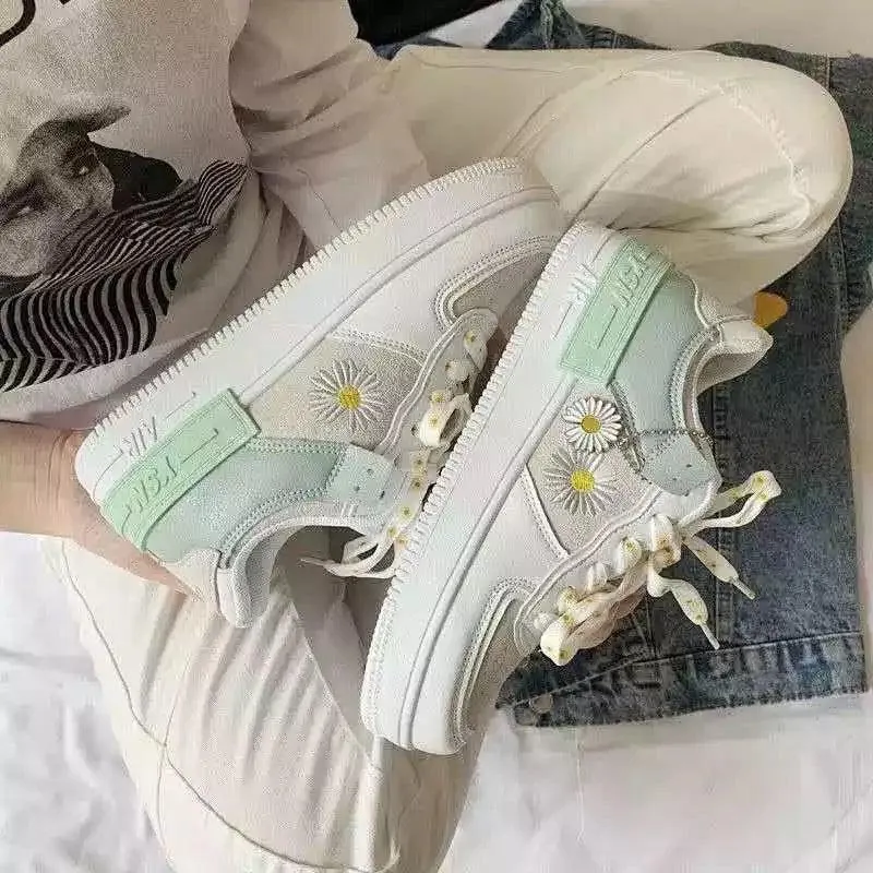 Daisy Dazed Sneakers