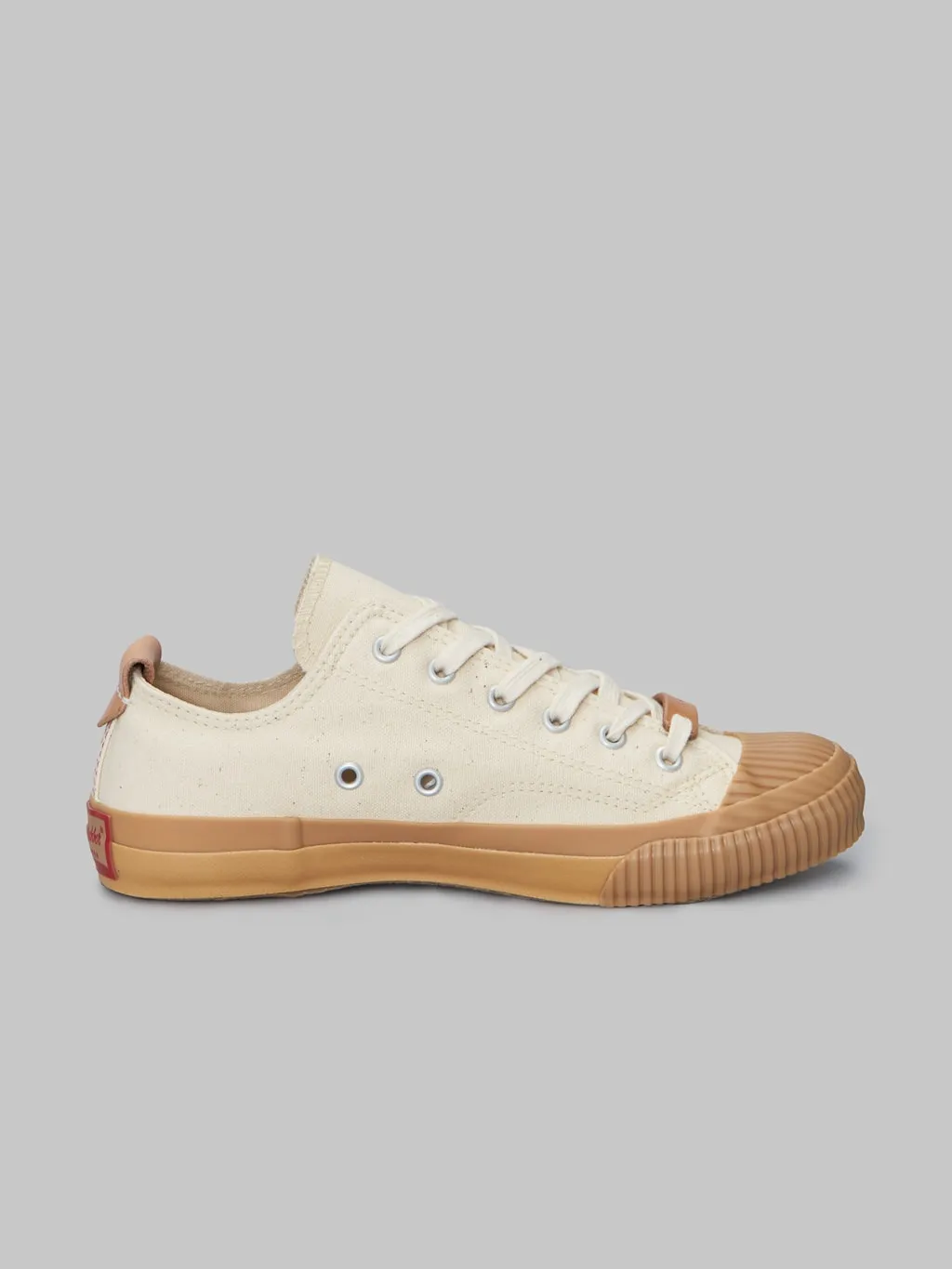 Pras Kinari/Gum Leather Low Top Sneakers with Pull Strap – Shellcap Design